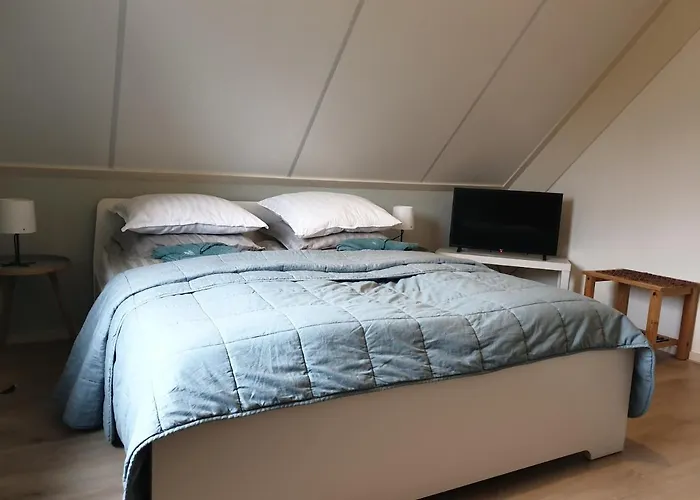 Bij De Oude Dijk Bed & Breakfast